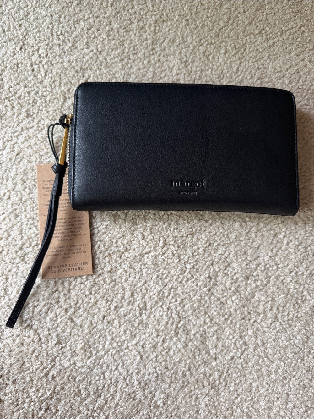 NWT, unisex Margot black leather zip wrist wallet - Picture 2 of 13